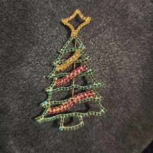 Festive Christmas Tree Brooche